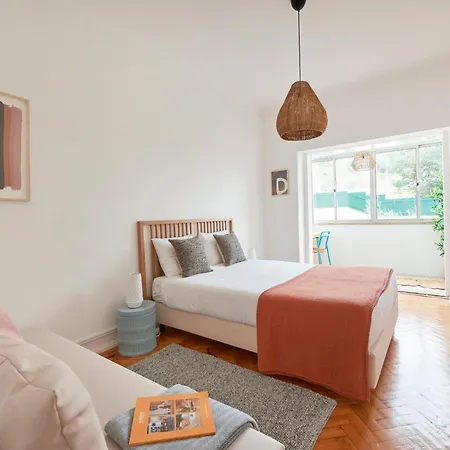 Light-filled & Renovated Apartment, By Timecooler Apartment Lisbon