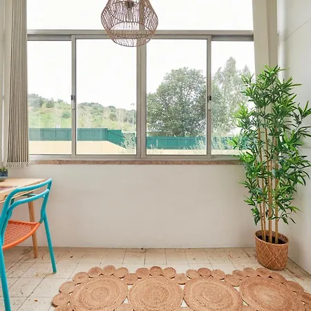 Light-filled & Renovated Apartment, By Timecooler * Lisbon